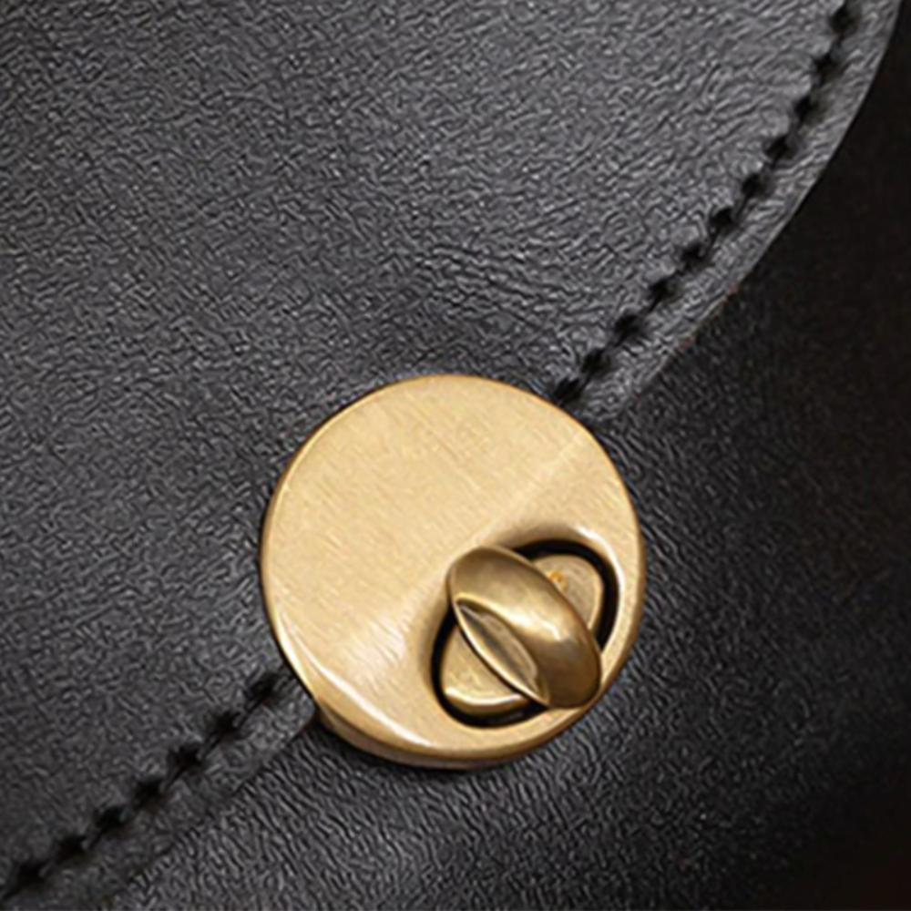 3 e912a786 131c 40fe bf1c 9e1dc91b1703